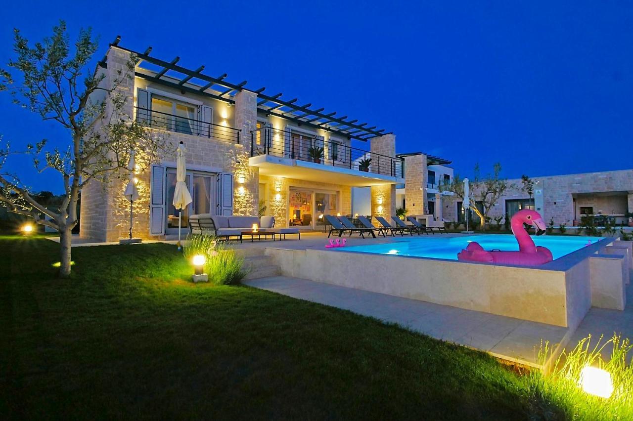 Villa Flamingo Kaštelir Esterno foto