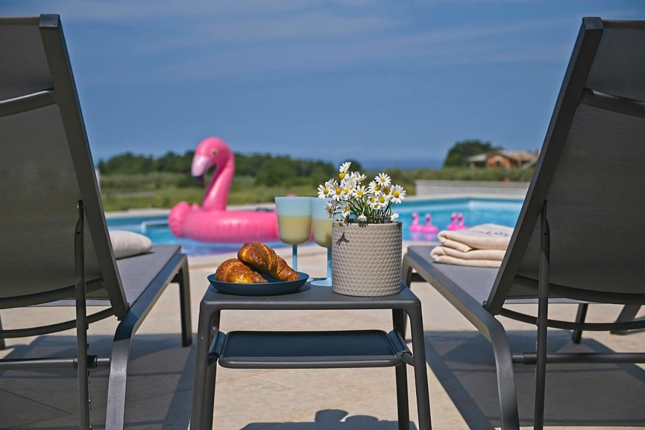 Villa Flamingo Kaštelir Esterno foto