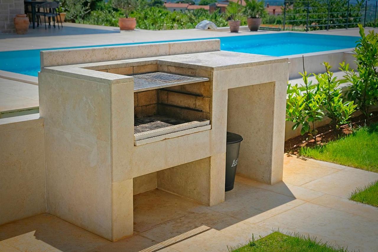 Villa Flamingo Kaštelir Esterno foto